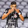 Com gols de Fausto e Romero, Corinthians vence Coritiba na despedida do Campeonato Brasileiro