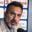 Com passagens por clubes da Argentina e México, técnico é oferecido ao Athletico; confira