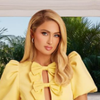 Paris Hilton explica o motivo de ter filhos por barriga de aluguel e expõe abuso na adolescência