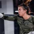 De olho no UFC 300, Amanda Ribas revela desejo de enfrentar ex-campeã do peso palha