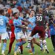 Manchester City x Fluminense termina com confusão no gramado; entenda motivo e veja vídeo