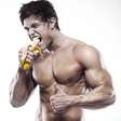 Nutricionista revela 3 frutas que ajudam a ganhar massa muscular