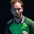INCOMODADO: Medvedev reclama de nova regra do Australian Open, para o público