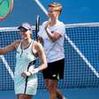 'Montanha-russa de emoções', vibra Luisa Stefani após vaga nas quartas do Australian Open