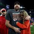 Com Taylor Swift na audiência, Kansas City Chiefs vence o Baltimore Ravens e chega ao seu 3º Super Bowl em cinco anos