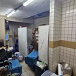 Camarote na Sapucaí prepara comida no banheiro e 500 kg de alimentos são descartados: 'Deu nojo', diz promotora