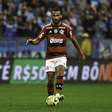 Sem Maia e Matheuzinho, Flamengo treina bolas paradas