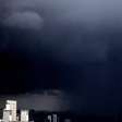 Brasil tem risco de temporais neste sábado e ciclone ganha força em alto-mar; veja previsão do tempo