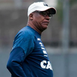 Justiça quebra sigilo fiscal de ex-jogador Serginho Chulapa por dívida de condomínio