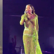 Rihanna faz show exclusivo em casamento na Índia