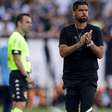 Apesar do susto, António Oliveira elogia atuação do Corinthians: 'não jogamos contra um adversário qualquer'