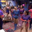 Ivete Sangalo faz tour pela casa do BBB 24