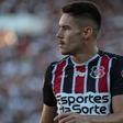 Caio Mello se despede do Santa Cruz, após destaque no Campeonato Pernambucano