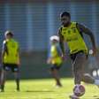 Gabigol não poderá treinar no CT do Flamengo após punição