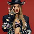 Rihanna estrela ensaio inédito para revista da China