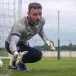 Goleiro do Juventude tinha conhecimento prévio: Robert Renan 'cava todas', afirma jogador herói do 1×1 no Beira - Rio