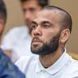 Daniel Alves comparece pela primeira vez à Justiça após liberdade provisória