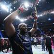 Jon Jones é acusado de agressão e ameaça de morte contra uma agente de testagem; atleta nega