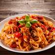 Macarrão de forno à bolonhesa: a receita mais prática para você