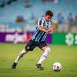 Felipe Carballo retorna a Porto Alegre para se reintegrar ao Grêmio após tratamento no Uruguai