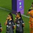 Jogadoras do Corinthians fazem protesto no jogo com o Santos. Entenda