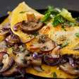 Omelete com cogumelos: eleve o sabor dessa receita prática