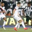 Botafogo vence o Atlético-GO e encerra longo jejum no Brasileiro