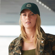 Ana Hickmann mostra como usar look com inspiração militar