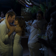 "É verdade, tive que beijar Fabio Porchat!": Sandy fala sobre cenas de beijo na comédia romântica Evidências do Amor