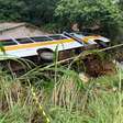 Procuradoria pede laudo de vistoria de ônibus que tombou em Apucarana