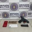 BM prende homem com pistola 9mm, munições e carregador sobressalente andando na rua em Porto Alegre