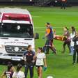 Jogadora do Corinthians deixa Neo Química Arena de ambulância; atacante é liberada após exames