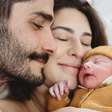 Dois dias após deixar a maternidade, Fê Paes Leme faz anúncio inusitado nas redes sociais