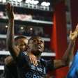 Grêmio honra apelido de 'Imortal' e vence o Estudiantes com um a menos na Libertadores