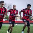 Meia do Atlético-GO sente dores e vira desfalque contra o Inter