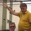 Passagem de Bolsonaro por Aracaju tem mal-estar, bandeira de 'inelegível' e alegação de inocência