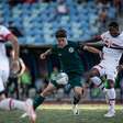 Lei do ex! Artilheiro do Goiás exalta gol em vitória sobre o São Paulo: "Importante para a nossa equipe"