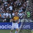Fellipe Mateus analisa goleada do Criciúma sobre o Vasco: 'Jogamos bem com e sem a bola'