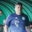 Após nova derrota, Claudinei Oliveira não é mais técnico do Guarani