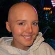 Morre aos 26 anos influenciadora que convivia com câncer terminal