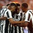 Com golaço de jogada coletiva, Botafogo vence o Vitória e saí na frente do confronto da Copa do Brasil