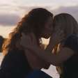 Cena de beijo entre Paolla Oliveira e Nanda Costa em 'Justiça 2' movimenta web