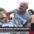 Cadela vestida de Madonna ataca repórter da Globo ao vivo; assista
