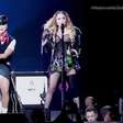 Entenda problema de saúde que fez Madonna proteger joelho durante show em Copacabana