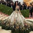 Katy Perry no Met Gala? Fotos feitas com IA enganam internautas e cantora desmente: 'Não fui'