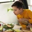 Como lidar com a seletividade alimentar no autismo? Nutricionista explica