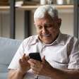 Conversa, até mesmo online, pode ajudar a prevenir a demência em idosos