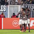 Fluminense desembarca no Rio após vencer o Colo-Colo pela Libertadores