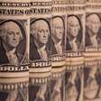 Dólar fecha perto da estabilidade antes de ata do Copom