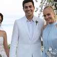 Angélica usa vestido longo azul com decote elegante em casamento de sobrinho, Arthur Marbá. Veja fotos!